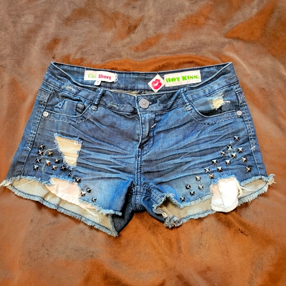 Hot Topic low waist denim shorts